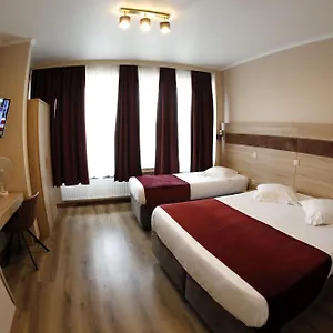 Hotel De France 3*