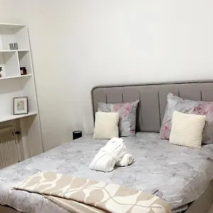 Centre - Ixelles - Avenue Louise - Chic Brussels