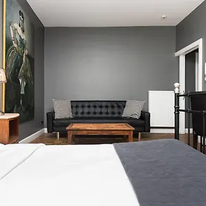La Casa Bxl ゲストハウス 3*