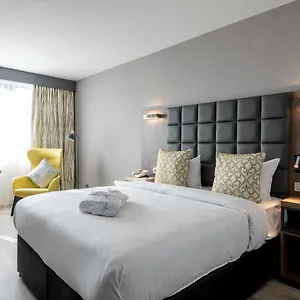 Gresham Belson 4*