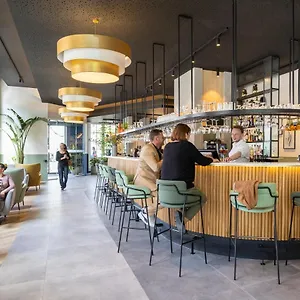 Novotel Off Grand Place Отель 4*