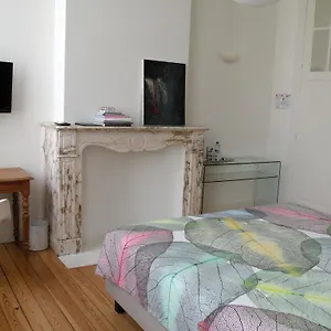 Oda ve Kahvaltı Living In Brusel, Urban 5*