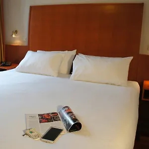 Hotel Ibis Erasmus 3*